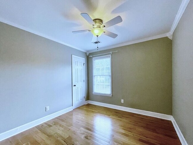 Building Photo - 811 Mitsy Ridge Dr