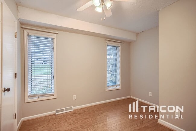 Building Photo - 3717 Smokerise Hill Dr