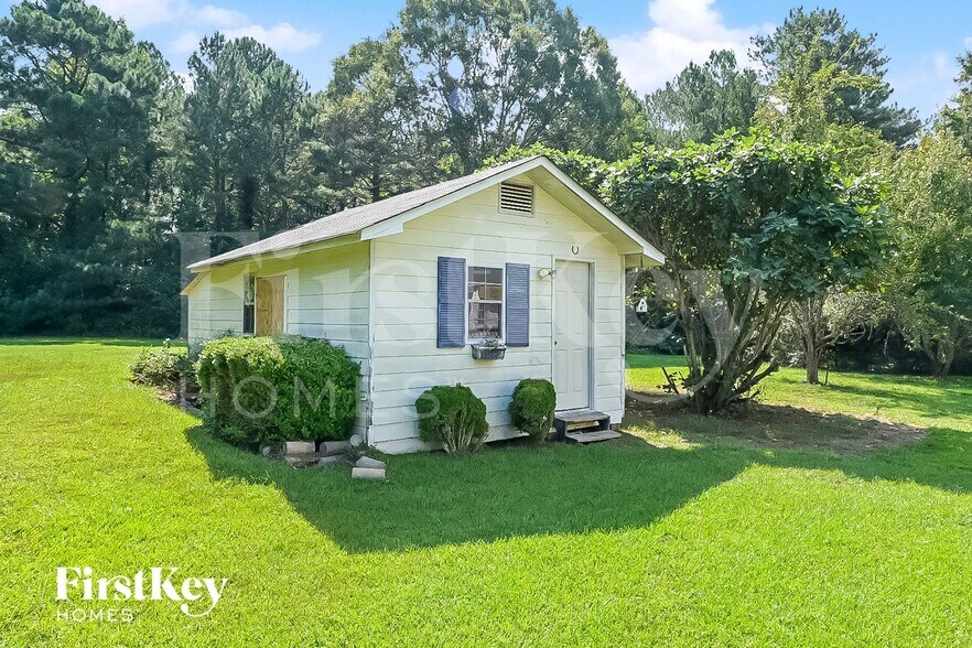 Building Photo - 185 Southmoor Cir