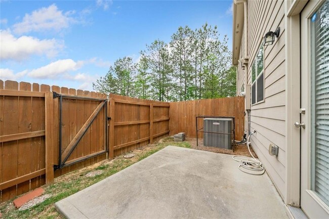 Building Photo - 7822 Canterbury Ct