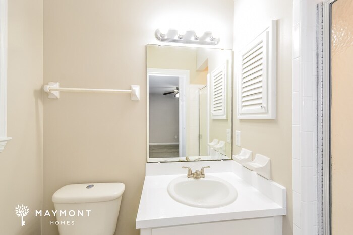 Building Photo - 2018 Mary Hill Dr