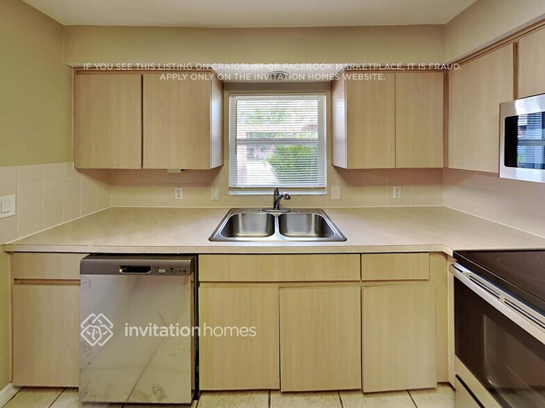 Building Photo - 14510 Apache Ave