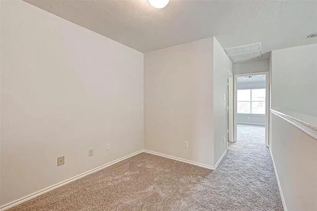 Building Photo - 25218 Boulder Bend Ln