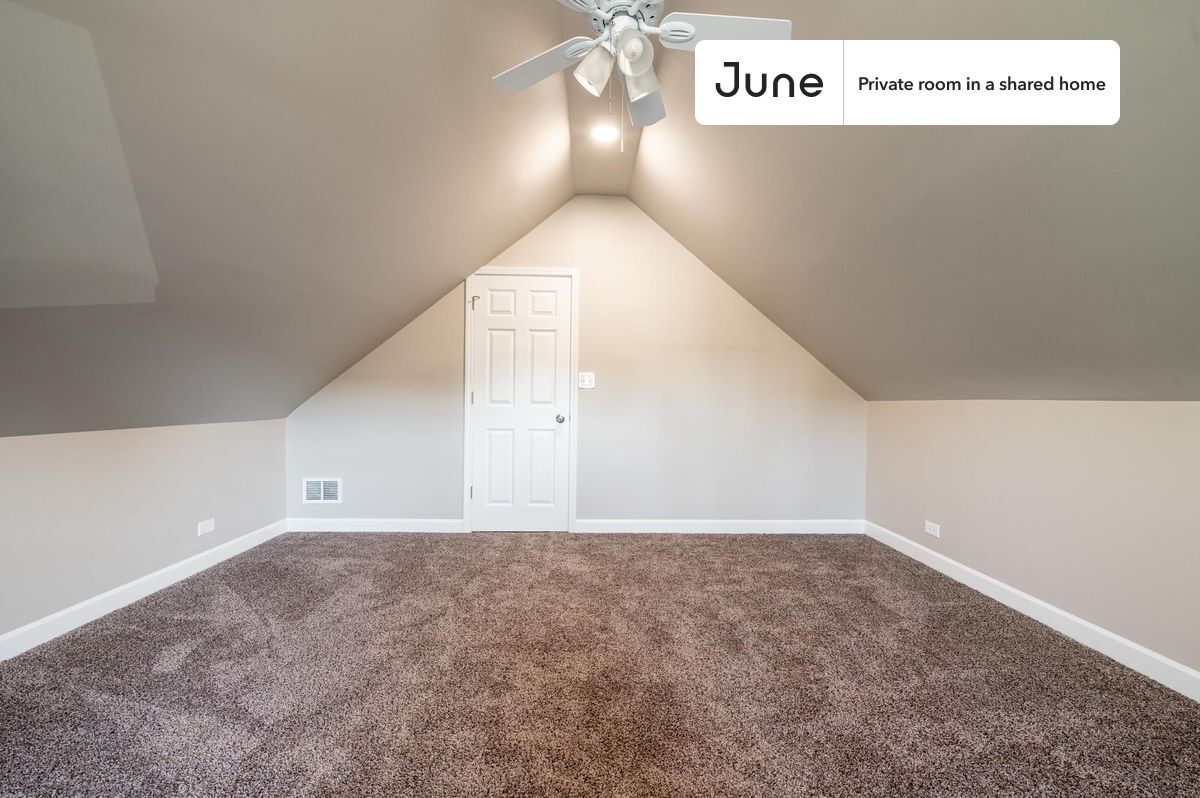 Building Photo - Room in Shared 5 bed/2 bath home