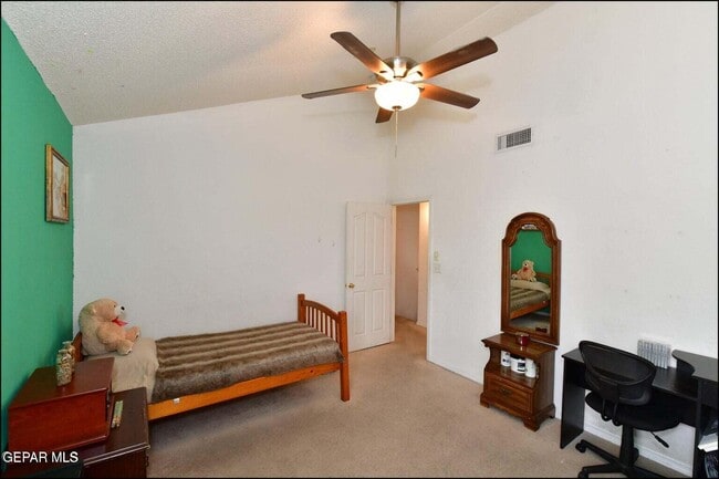 Building Photo - 12157 St Lucia Dr