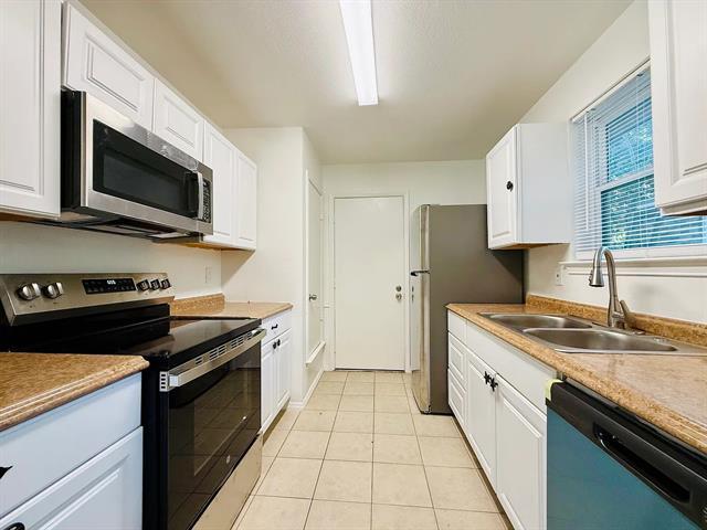 Building Photo - 1534 Lime Leaf Ln
