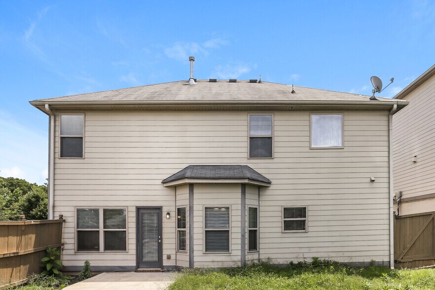 Building Photo - 639 Ocean Ave