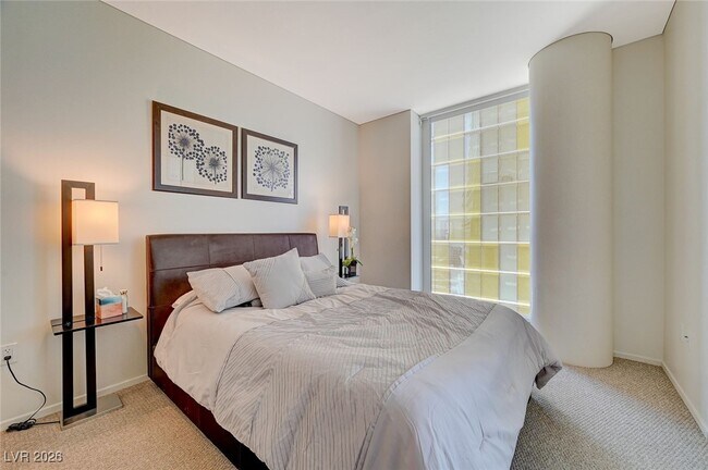 Building Photo - 3722 S Las Vegas Blvd