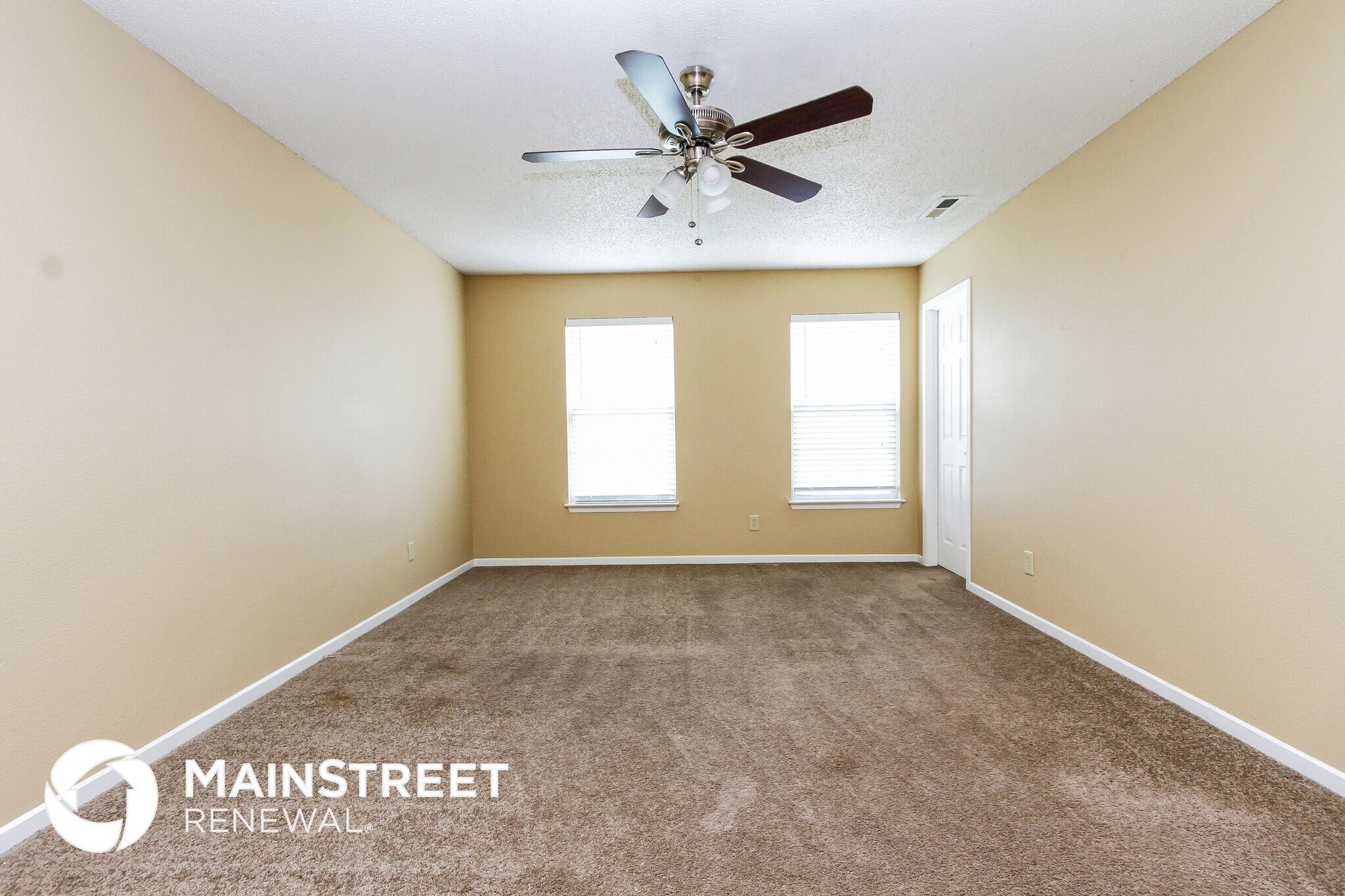 Building Photo - 8135 S Cricket Ln