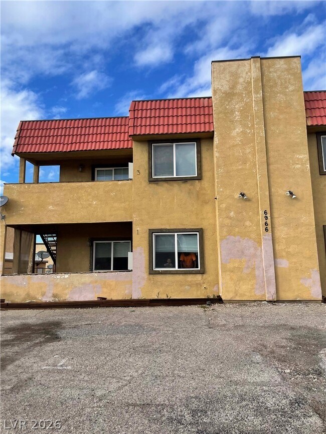 Building Photo - 6966 Issac Ave