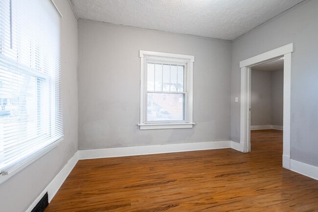 Building Photo - 1442 Plum St