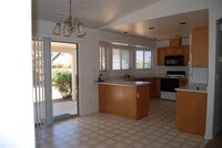 Building Photo - 3748 N Dale Dr