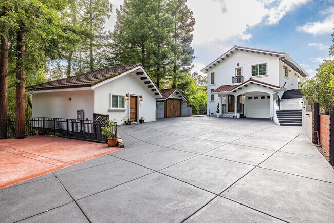 Building Photo - Coming Soon~ Private Wine Country Estate Retreat....