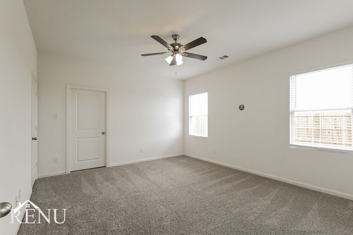 Building Photo - 6624 Charleston Dr