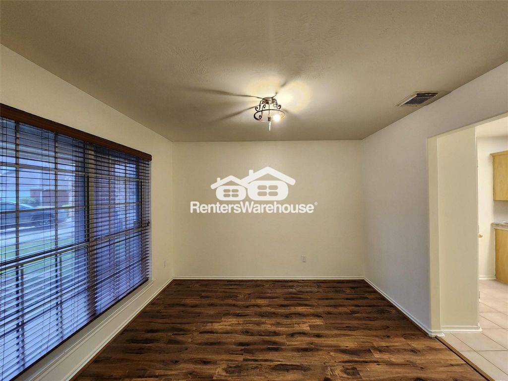 Building Photo - 24422 Travis House Ln