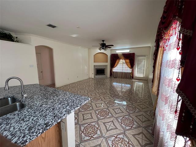 Building Photo - 12928 Honey Locust Cir