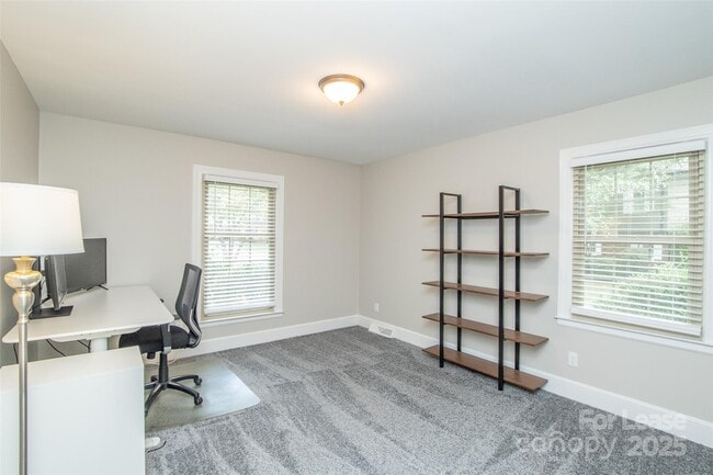 Building Photo - 5110 Chaplin Ln