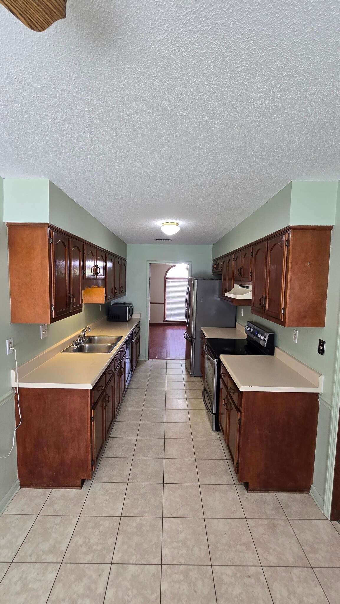 Building Photo - 1388 Hardwood Trl