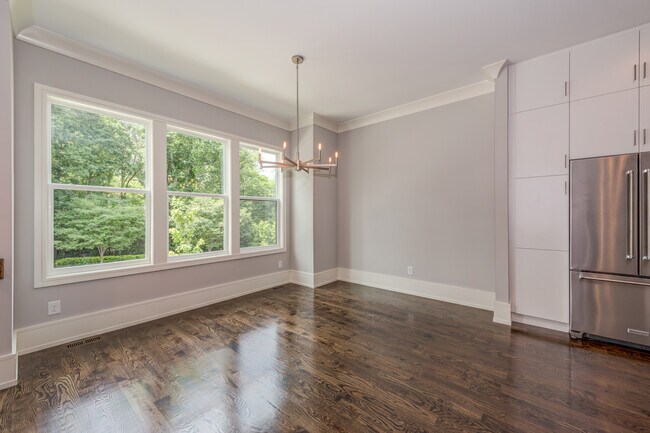 Building Photo - 3561 Blair Cir NE