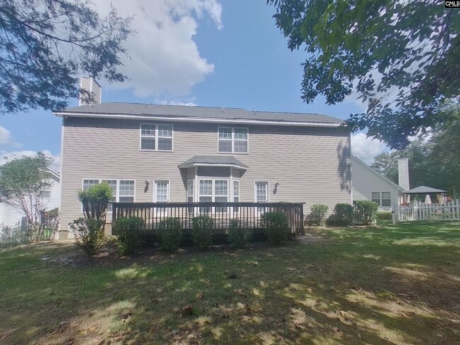 Building Photo - 621 Staffwood Dr