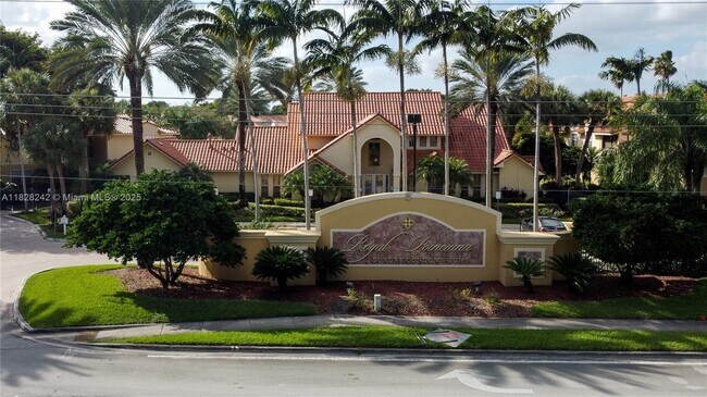 Building Photo - 1227 SW 46th Ave