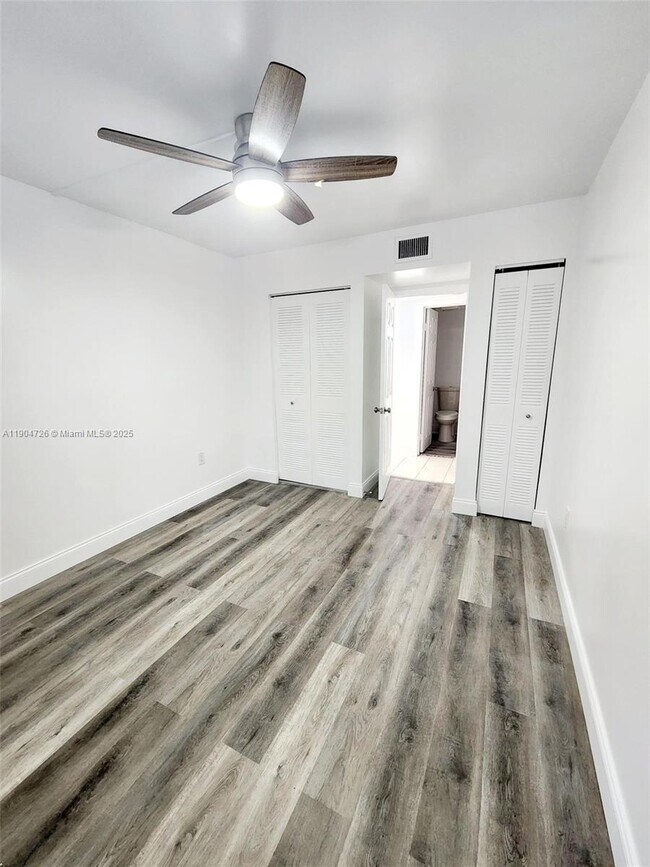 Building Photo - 4384 NW 9th Ave