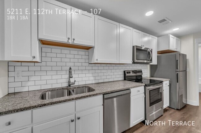 Building Photo - 5211 E 112 Terrace