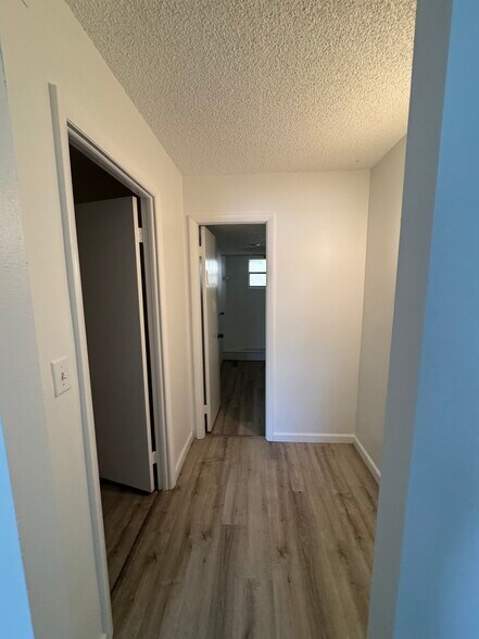 Building Photo - 403 NW 68th Ave