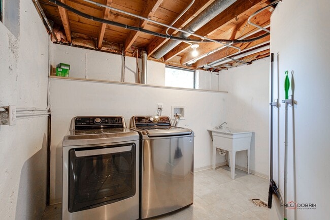 Building Photo - 33423 N Mill Rd