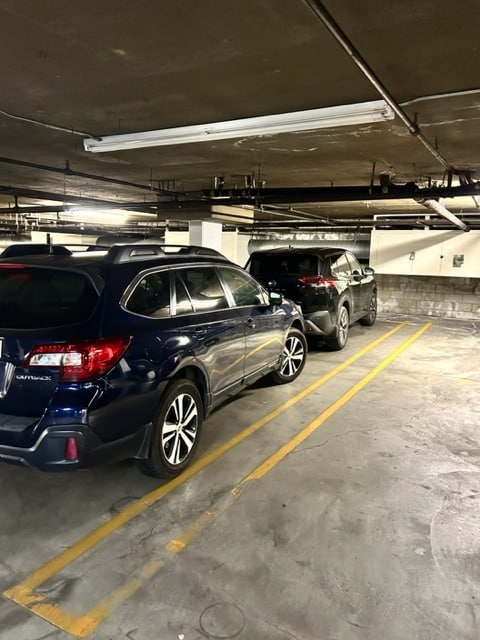 Building Photo - 17914 Magnolia Blvd