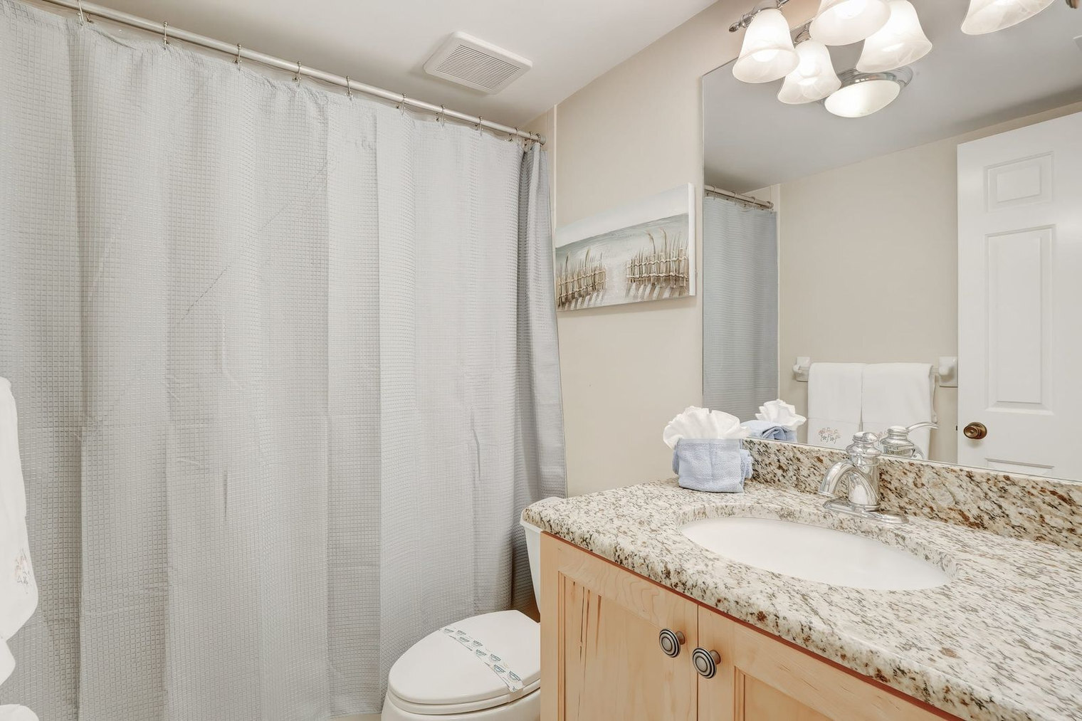 Building Photo - 1501 Chesapeake Ave