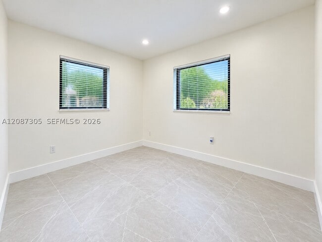 Building Photo - 1043 NW 48th St