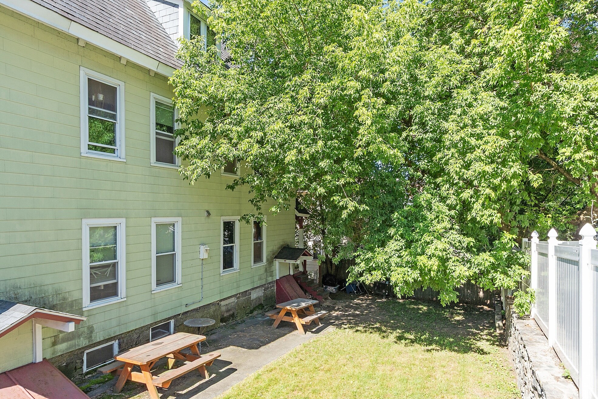 Building Photo - 60 6th St