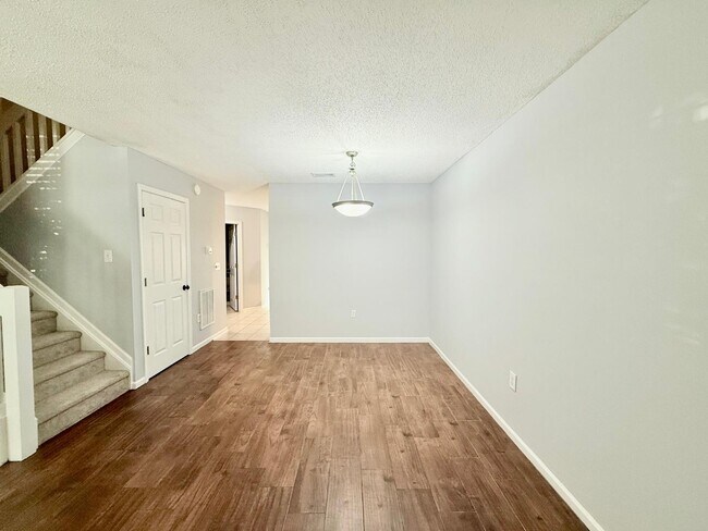 Building Photo - 12223 Paperbark Cir