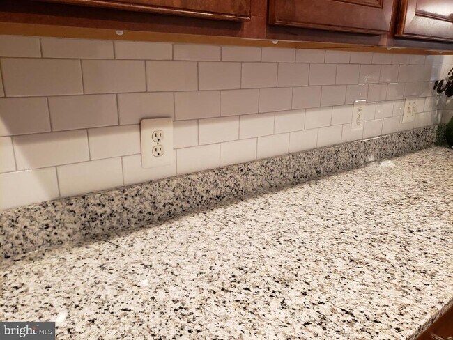 Building Photo - 8330 Leighlex Ct