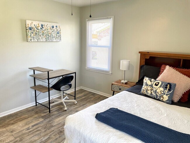 Building Photo - 214 Chapman Ln