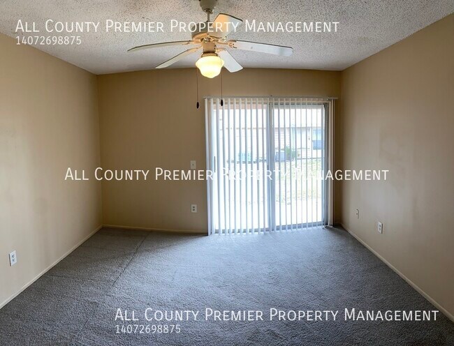 Building Photo - PENDING APPLICATION! Nice 2 Bedroom 2 Bath...