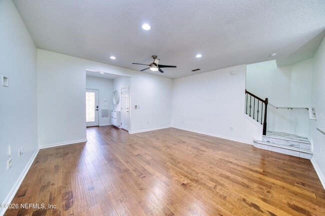 Building Photo - 7019 Coldwater Dr