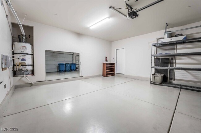 Building Photo - 3115 Mossfield Ave