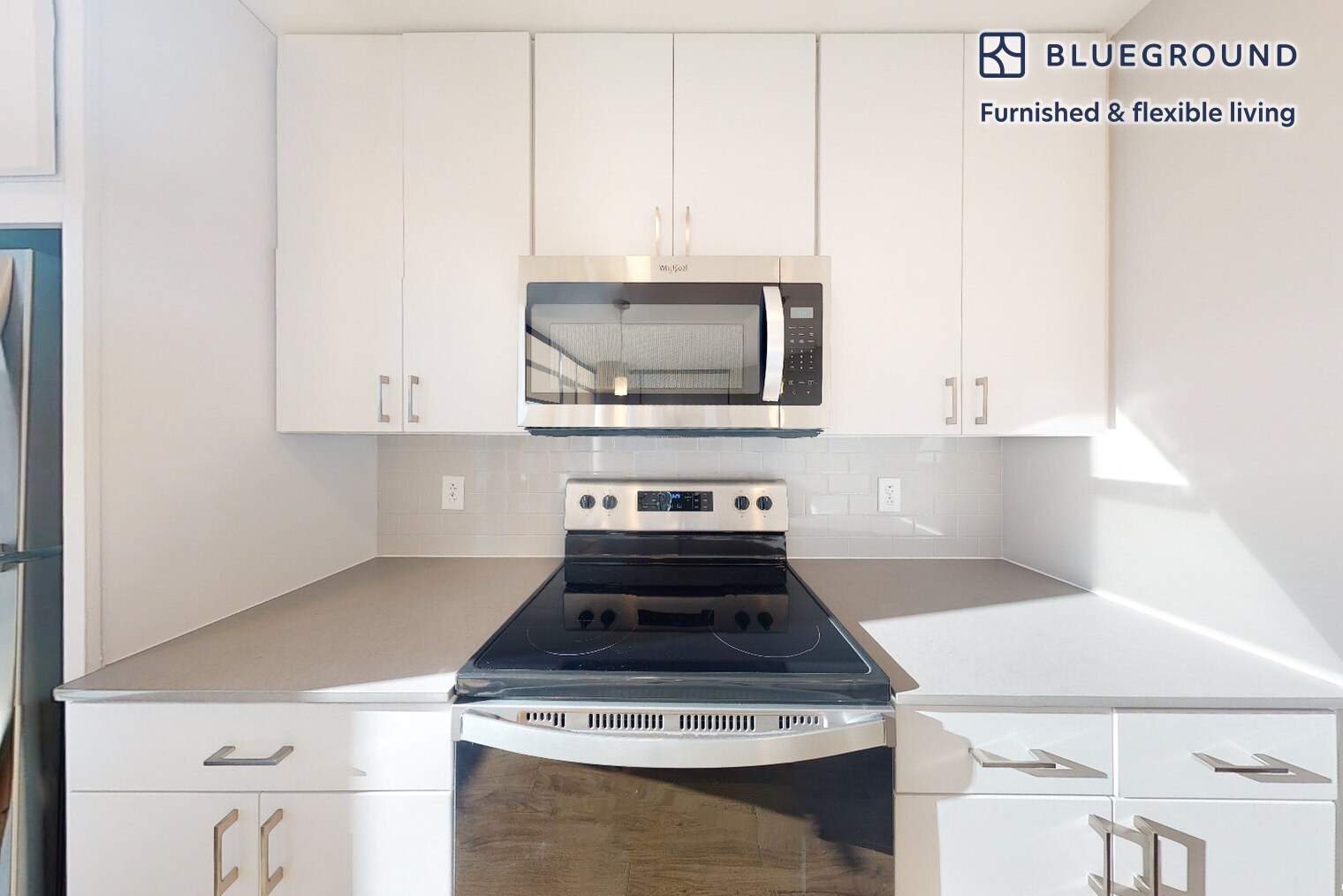 Building Photo - 555 S President St