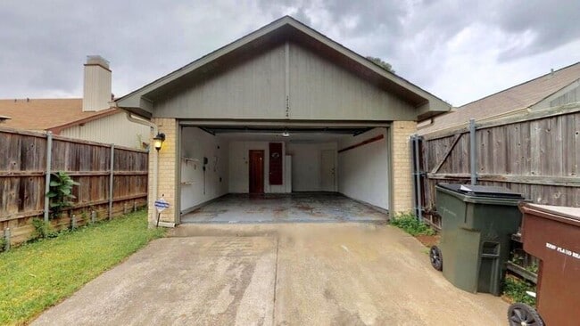 Building Photo - 1124 Kesser Dr