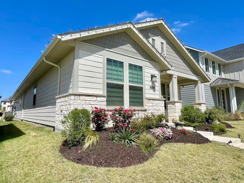 Building Photo - 3320 Eddington Dr