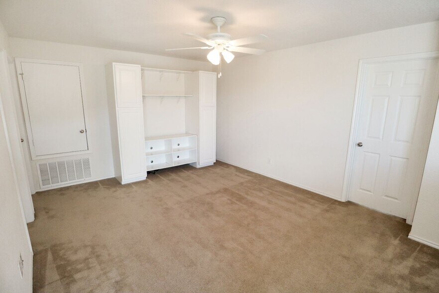 Building Photo - 23923 Wimberly Oaks