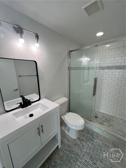 Building Photo - 545 Berrien St