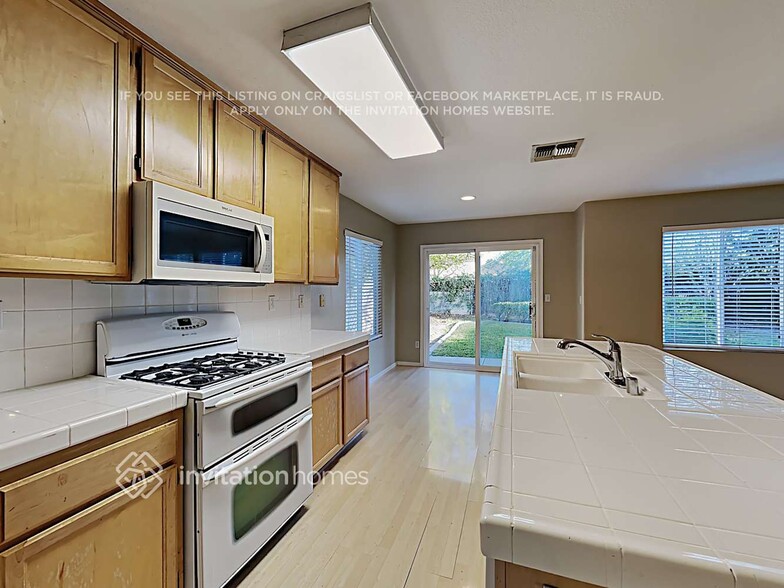 Building Photo - 5318 Wadsworth Way