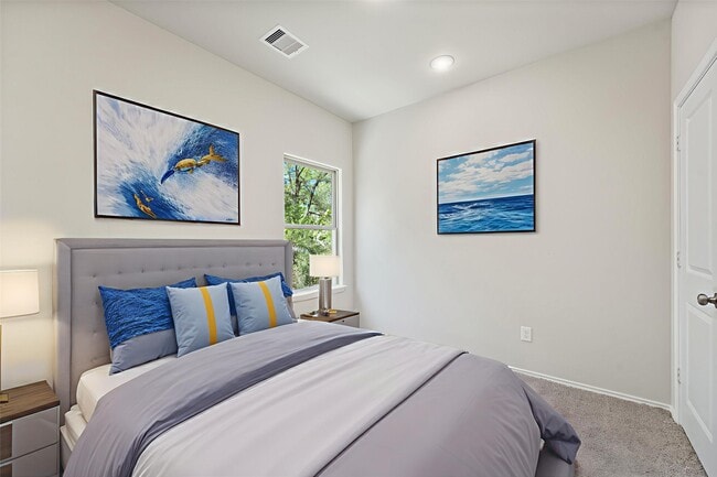 Building Photo - 8685 Sassafras