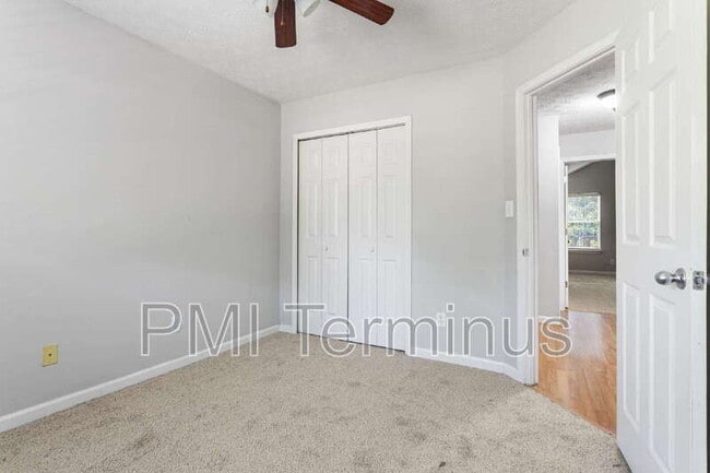 Building Photo - 1312 Telhurst Ct NW