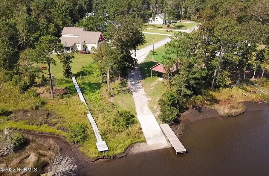 Building Photo - 191 Windfield Ln