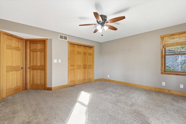 Building Photo - 102 N Gaw St