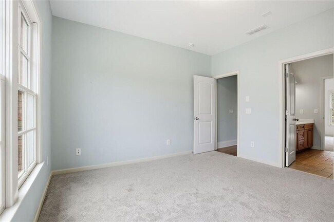 Building Photo - 845 Botanica Way